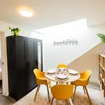 아파트 Joyful 50m2 Two-bedroom - Sd23j *